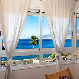 https://primera-lnea-de-playa-radazul.tenerifehoteles.net